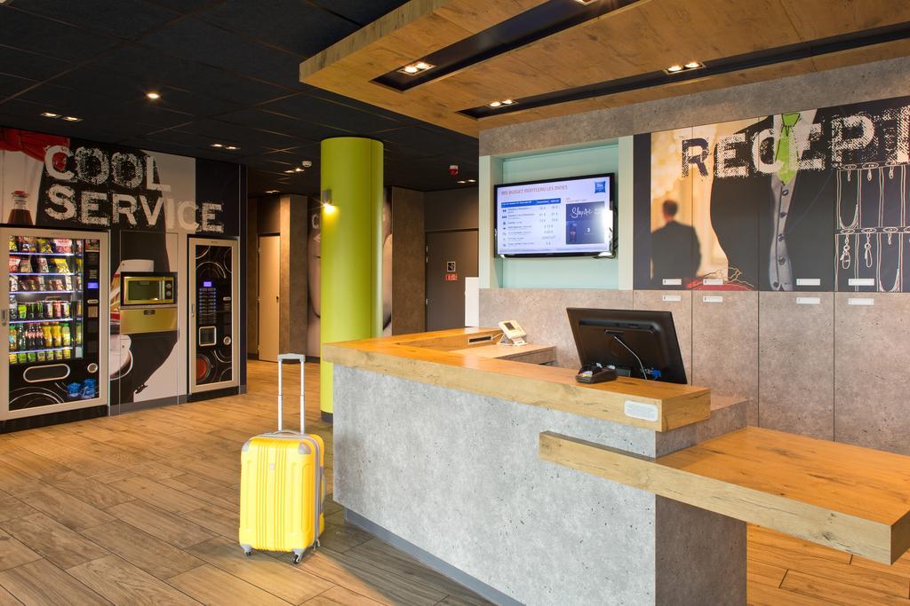 Ibis Budget Montceau Les Mines Exterior photo