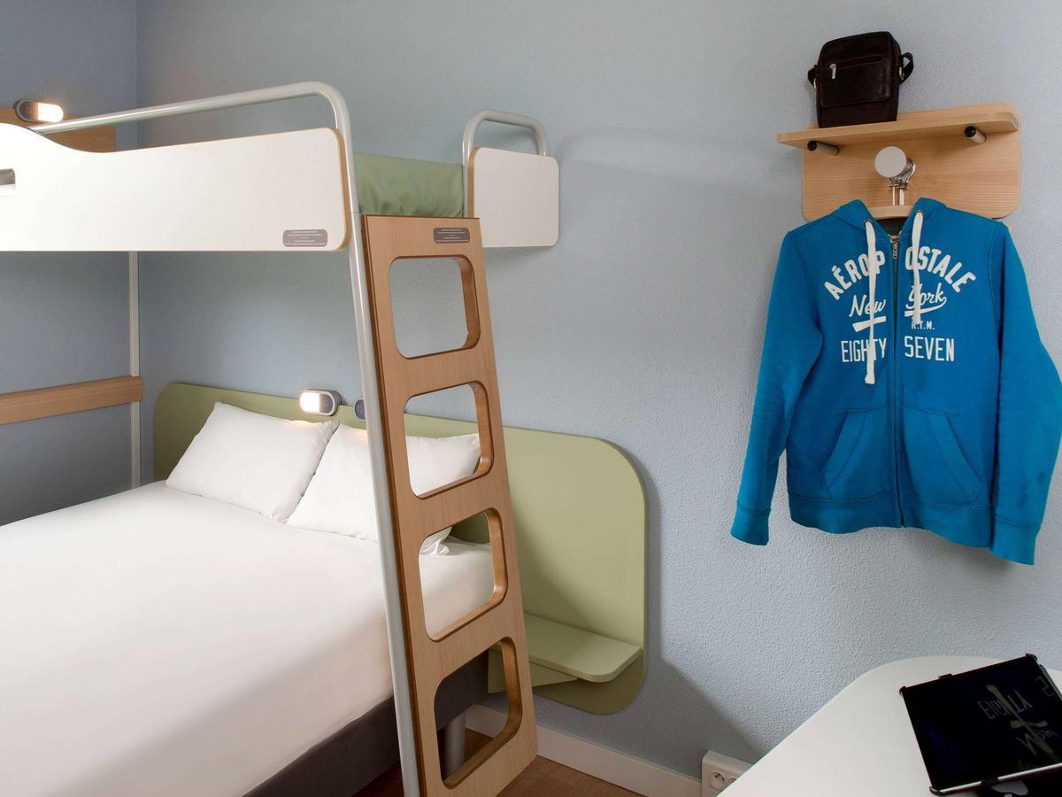 Ibis Budget Montceau Les Mines Exterior photo